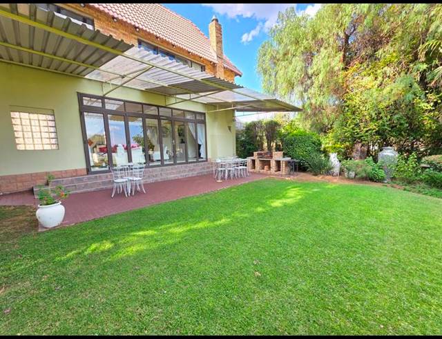 5 BEDROOM HOUSE FOR SALE IN MISTY BAY